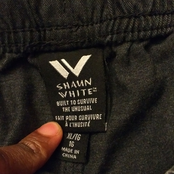 Shaun White Shorts - Picture 2 of 4